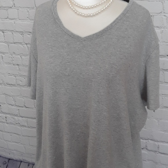 *5 for 25* Kim Rogers Gray V-neck T-Shirt - Picture 2 of 5